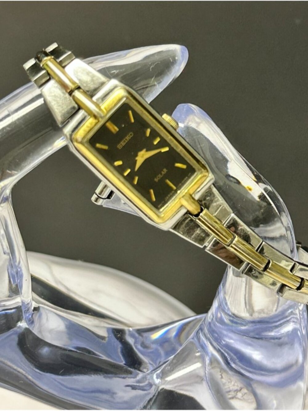 Vintage Seiko Solar Watch Women Silver Gold Two Tone Black Dial 5.75 Inch - Picture 2 of 12